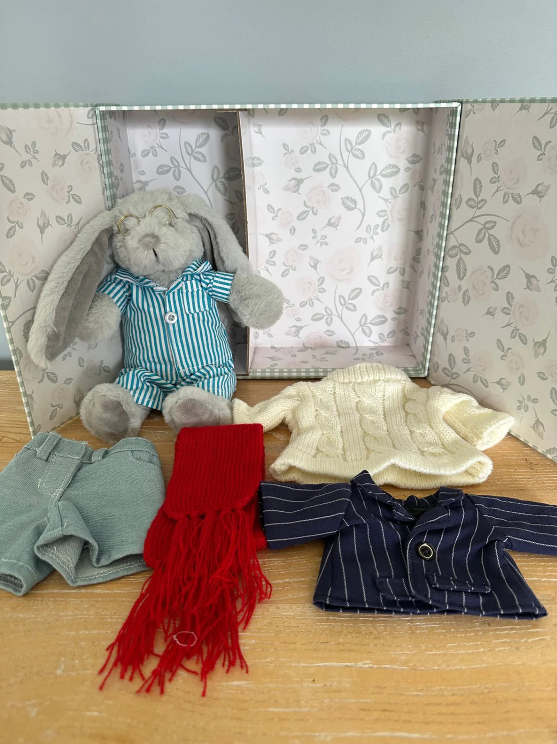 Montgomery Bunny from Tangleby Gardens