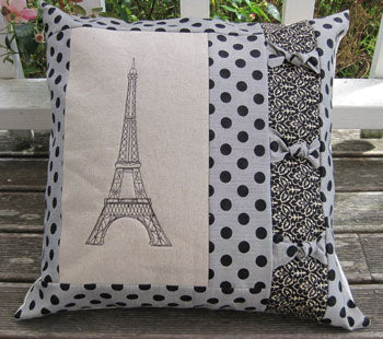EiffelTower Knot cushion Pattern