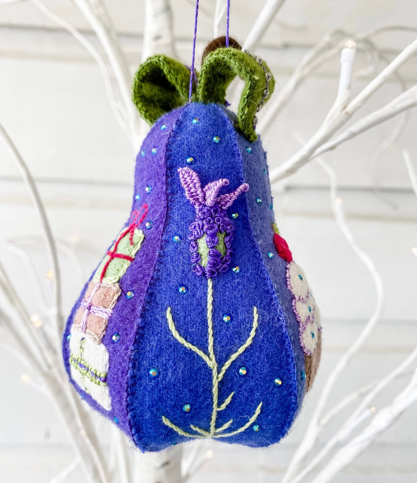 Luxurious Pear Kit - Bright Colourway - Royal Designed by Ngaire Montgomery-Williams 5½" High