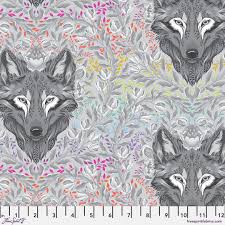 Tula Pink Greywork - Wolf of Pink Street PWTP256 Fog