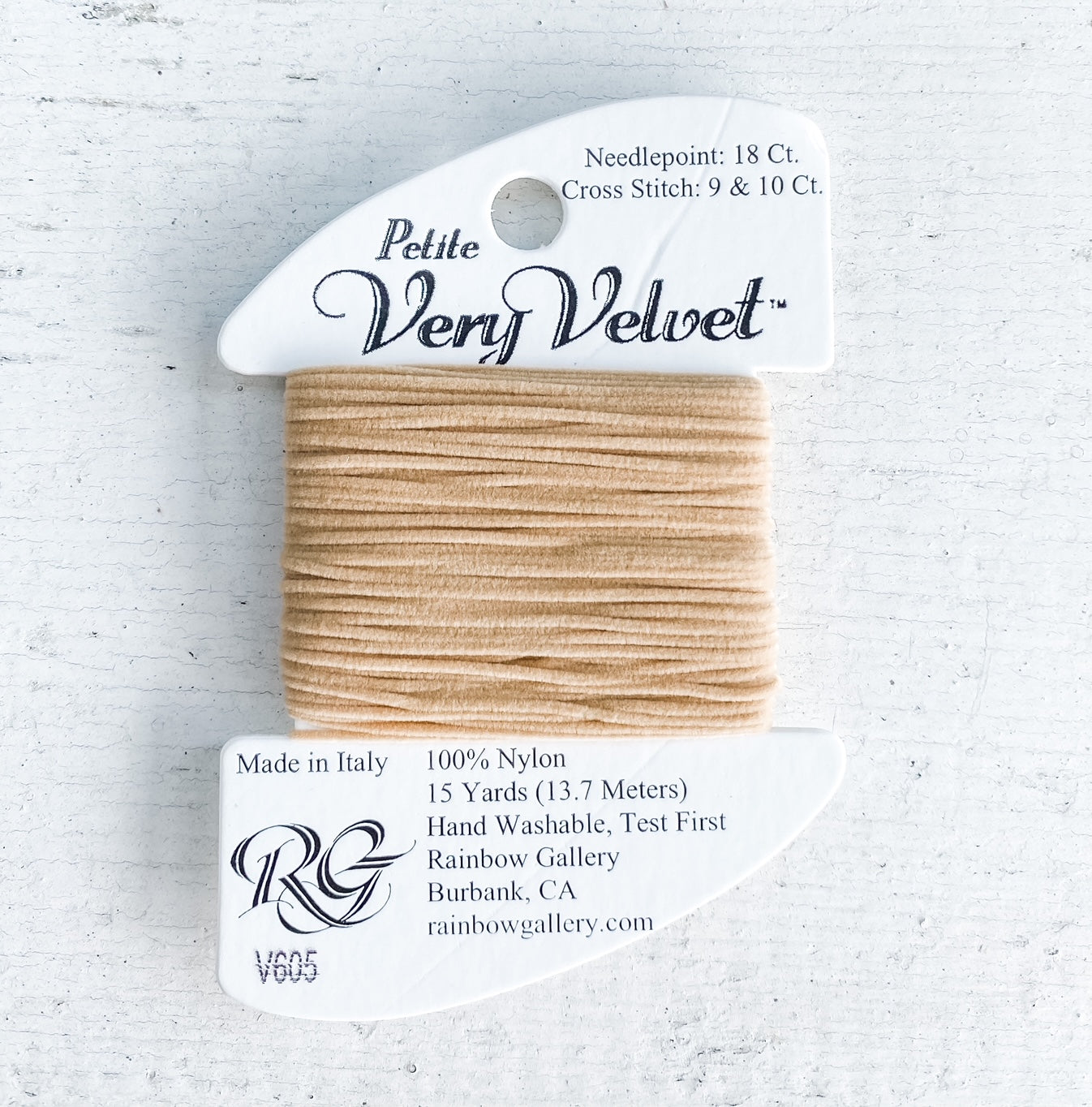 Petite Very Velvet Thread 605