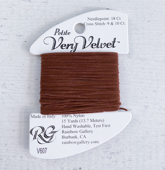 Petite Very Velvet Thread 607