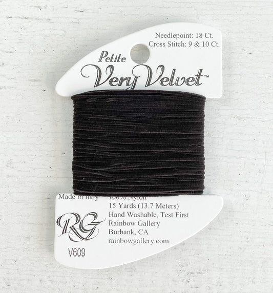 Petite Very Velvet Thread 609