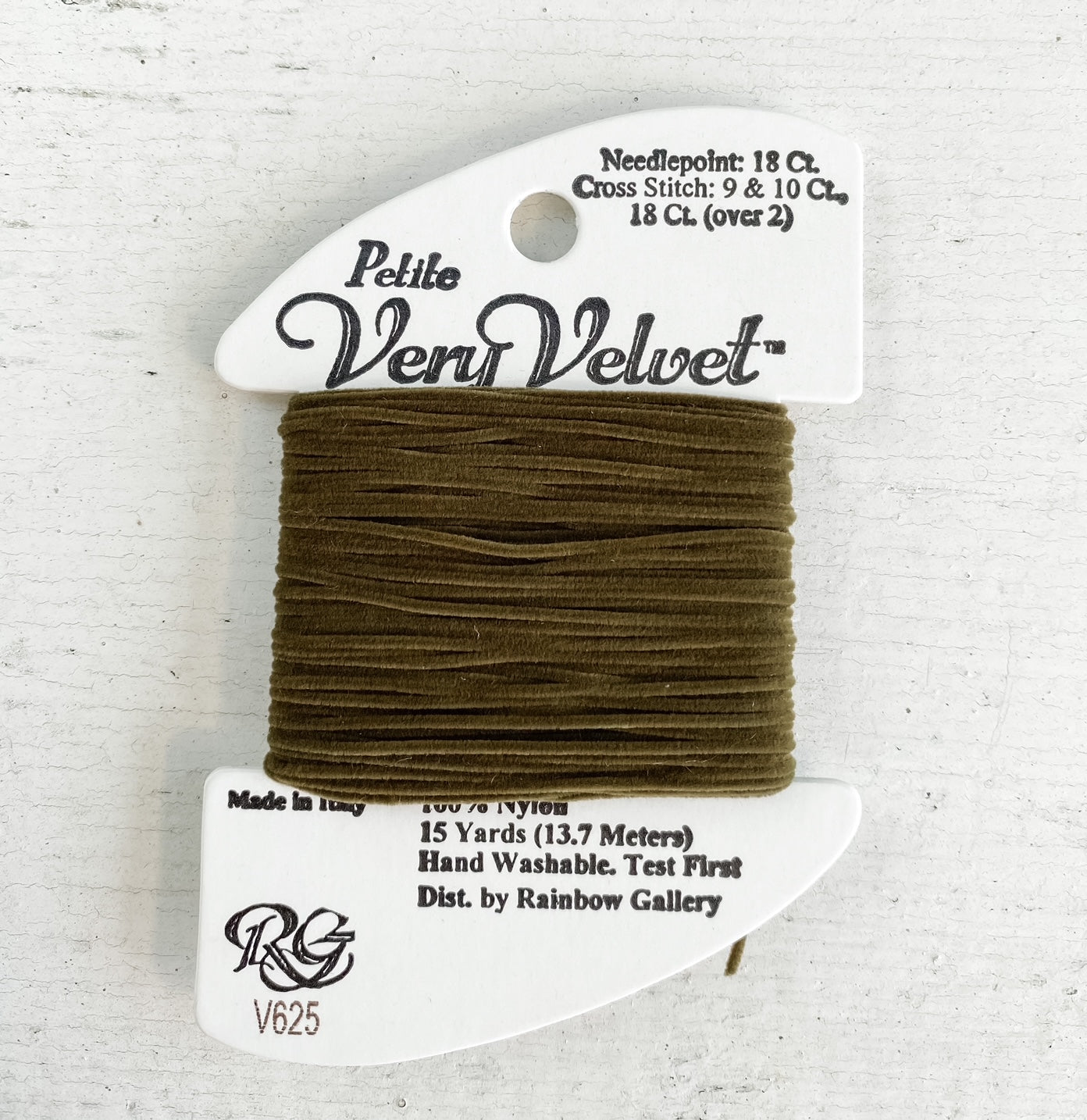 Petite Very Velvet Thread 625