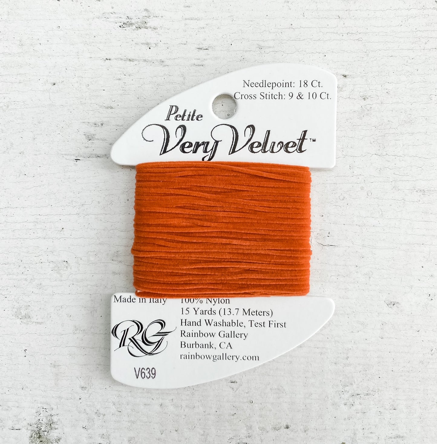 Petite Very Velvet Thread 639