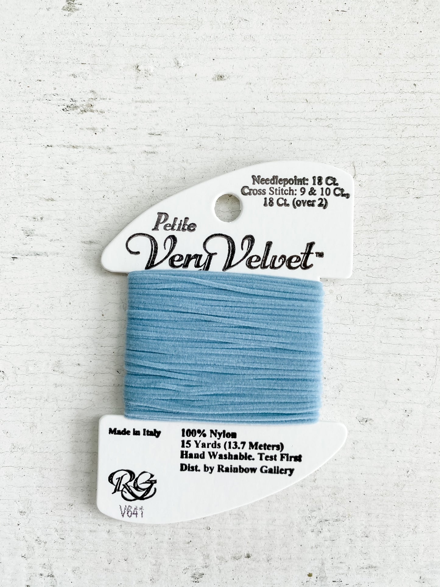 Petite Very Velvet Thread 641