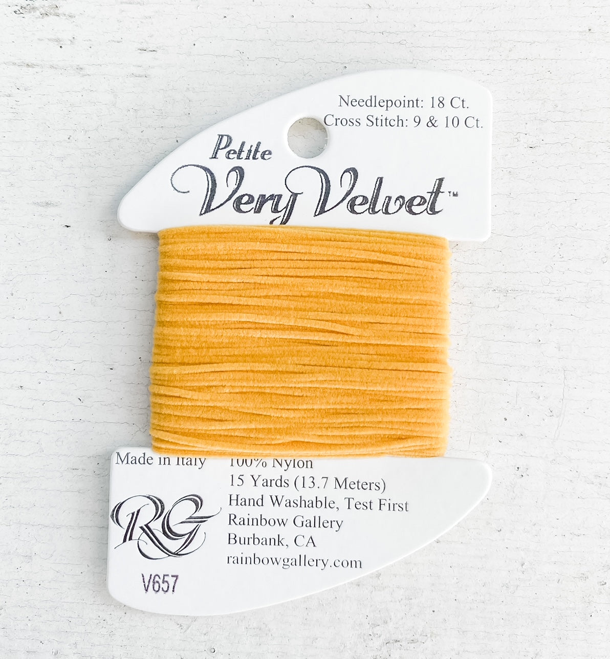 Petite Very Velvet Thread 657