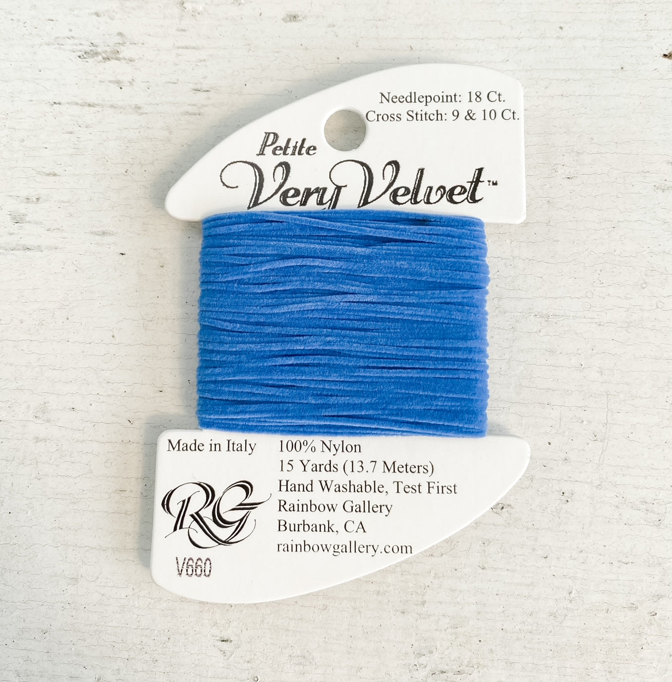 Petite Very Velvet Thread 660