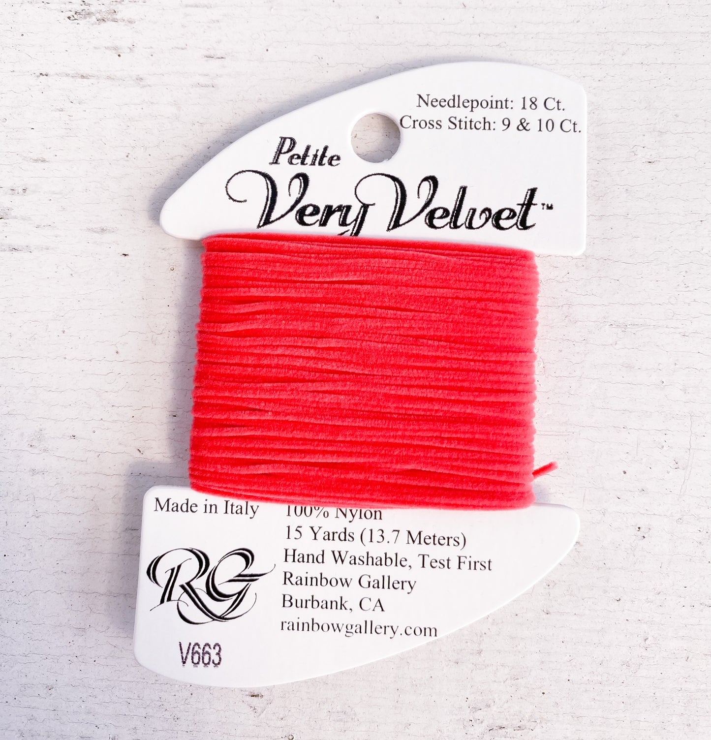 Petite Very Velvet Thread 663