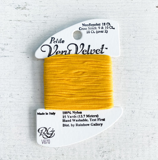 Petite Very Velvet Thread 670