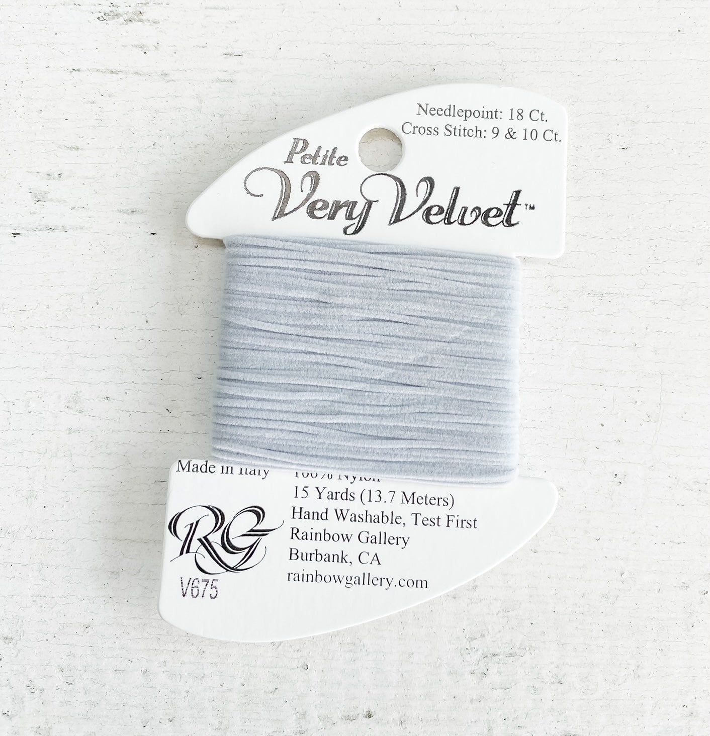 Petite Very Velvet Thread 675