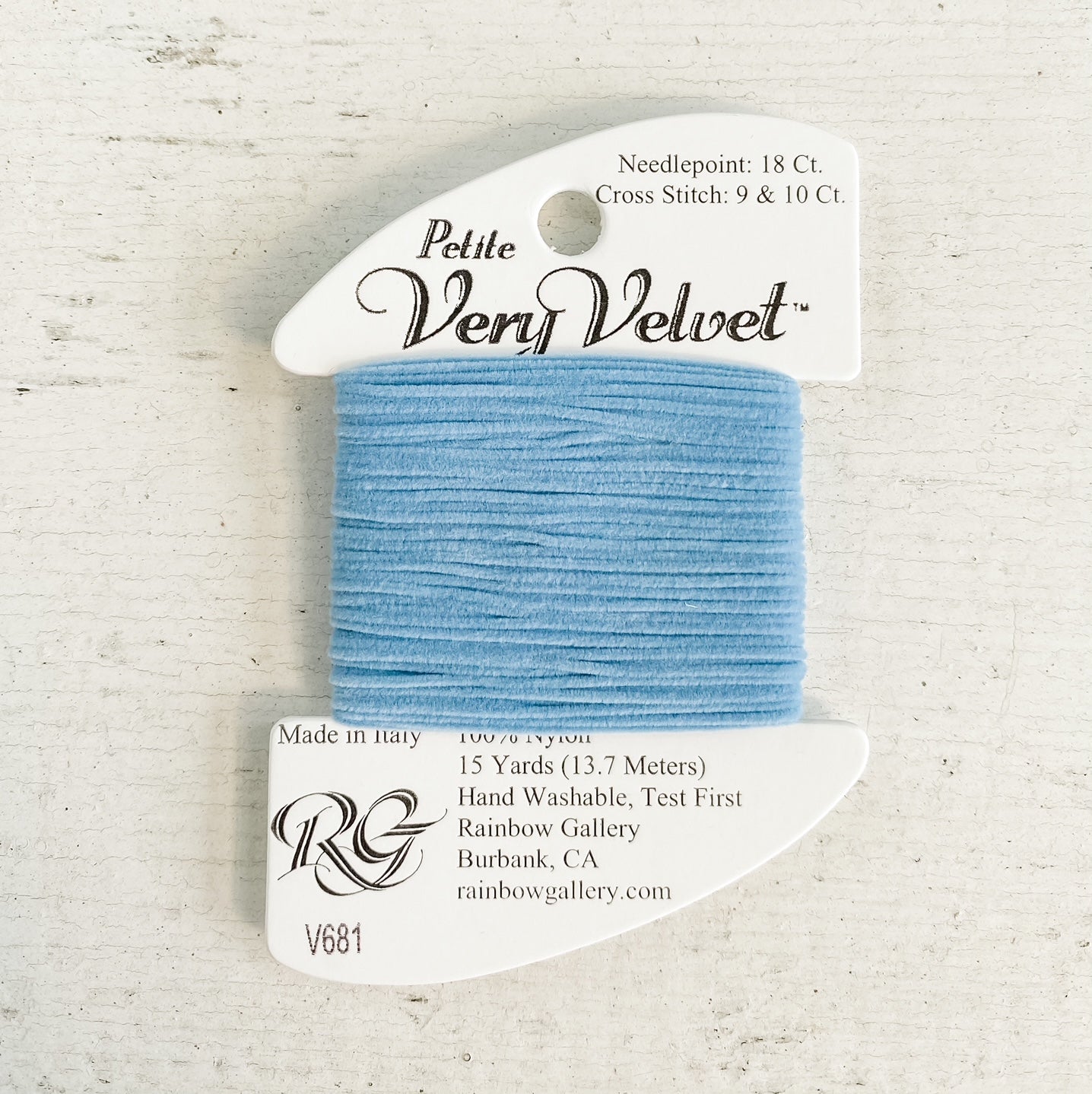 Petite Very Velvet Thread 681