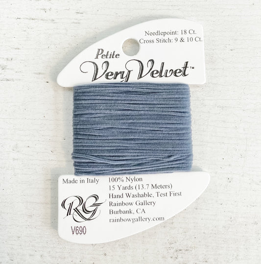 Petite Very Velvet Thread 690