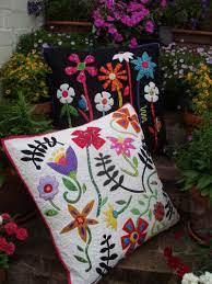 Bugs and Blooms Cushion Pattern by Wendy Williams