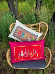 Embroidered Tree Pillow Pattern by Wendy Williams